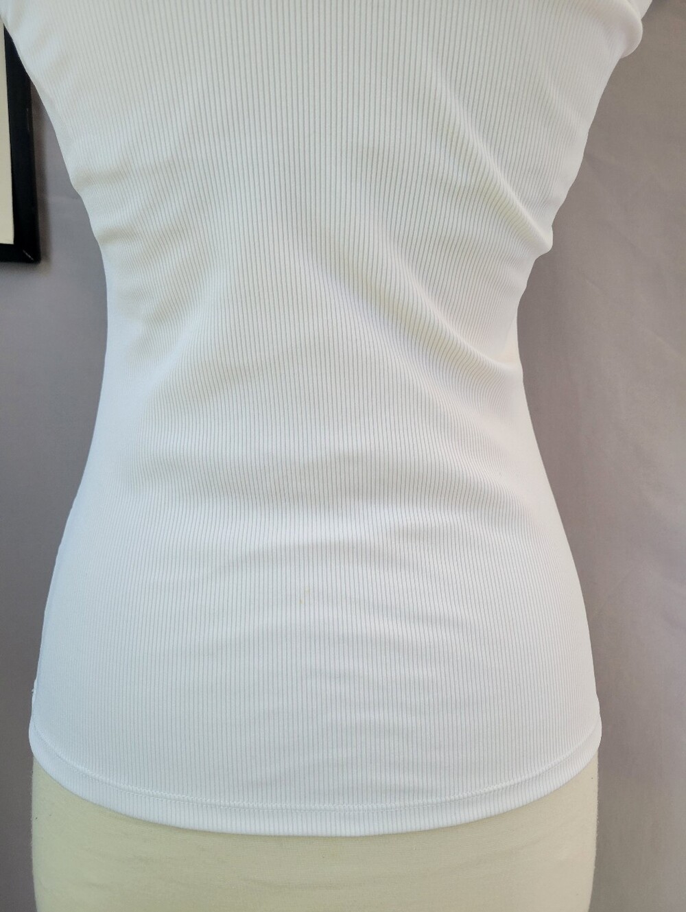 Electric Yoga Ribbed Racerback Tank Top in White S - Picture 10 of 12